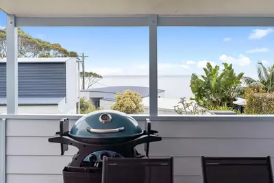 Image de Seahorse - 4br home moments to Hyams Beach