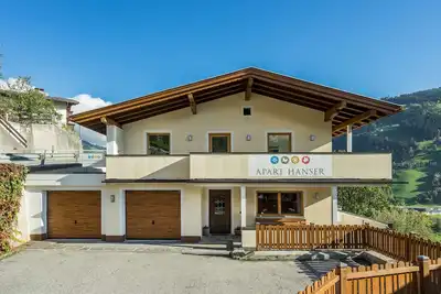 Cozy and spacious apartments in a central location with a wonderful view
