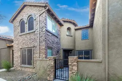 Image de New! ! Enjoy Arizona Living in this Spacious Phoenix 3 Bedroom Townhome