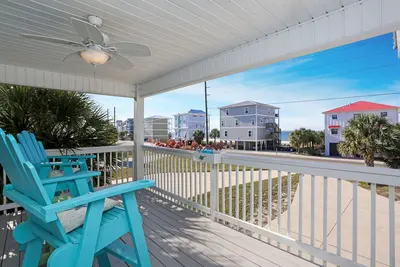 Image de Across the Street from Beach with Gulf Views & Community Pool in Sjb
