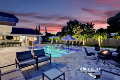 Image de Resort Villa Compound 7br 2 Houses In One Htd Pool