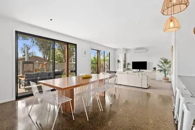 Image de Coastal Oasis: Barwon Heads Pet-Friendly Getaway