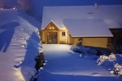 Image de Chalet de montagne dans un hameau de charme situé à 1650 m à 8 mn de la station.