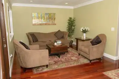 Image de Remote work, visitor's Love 4b with 2x suites /3br- Levis, Kaiser, Great America