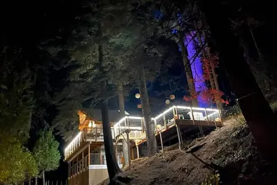 Image de Perfection: Private Giant Sequoias, 100 Mile Views