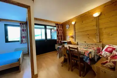 Image de Wohnung mit Schlafzimmer und Kabine, in Val Thorens