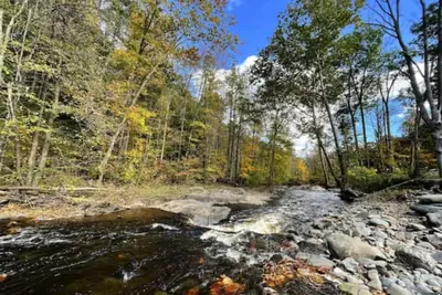 Image de Twin Creeks, Our Waterfront Catskills Retreat