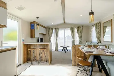Image de Gold 6 Caravan (Pet)