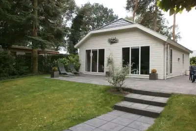 Image de Chalet avec 2 chambres à coucher et terrasse