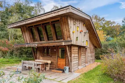 Image de Chalet avec lit-clos, avec couchages au grenier et 1 salle de bains