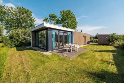 Image de Chalet avec 3 chambres Ă coucher et terrasse