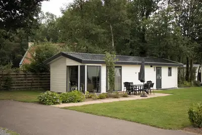 Image de Chalet indépendant avec 3 chambres à coucher, 1 salle de bain et un lave-vaisselle