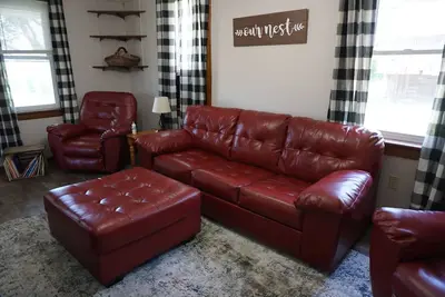 Image de Cozy Farm house 1950's Era but with modern updates