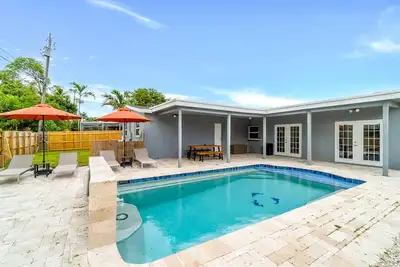 Image de Hidden Gem 4br Home with Private Pool & Game Room