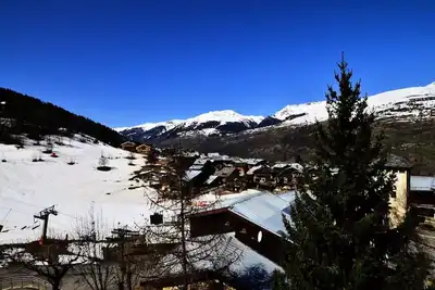 Image de 4 Pièces pour 10 Personnes