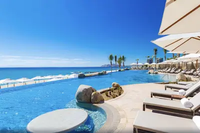 Image de Luxury Beach Villa in Cabo!