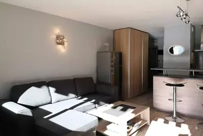Sudio entièrement rénové, pour 4\/5 personnes, balcon sud, résidence avec parking extérieur privé, à Pra Loup
