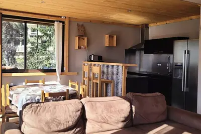 Image de Komplett renovierte 3p-Wohnung am Eingang des Bahnhofs Pra Loup, Shuttle neben der Residenz