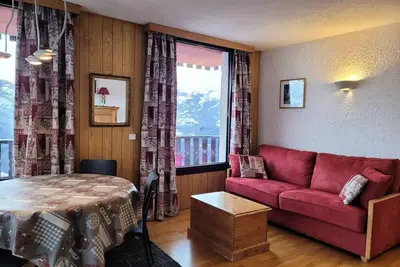 Image de Bel appartement rénové avec magnifique vue sur la Vallée de l'Ubaye, résidence avec parking extérieur privé, à Pra Loup