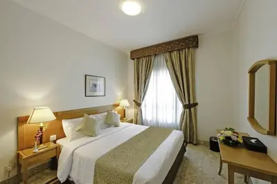 Image de 2 Bedroom Apartment Near Al Shaklan Market