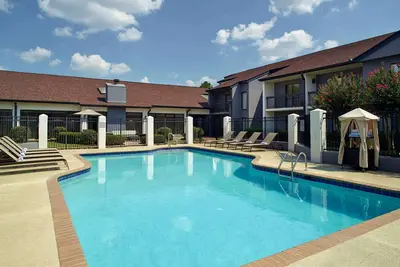 Image de Ideal Mix of Value, Comfort and Convenience! Free Parking, Pets Allowed, Pool