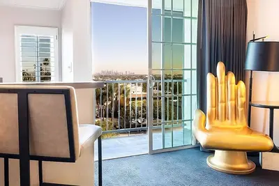 Image de Deluxe City View Property! Exquisite Unit, Near Petersen Automotive Museum