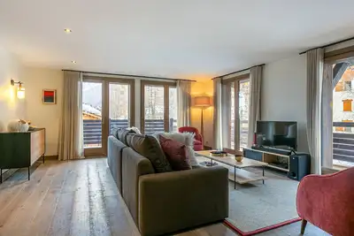 Image de Appartement haut standing, 5 pièces pour 8 pers. , proche du centre, lumineux, Val-d'Isère