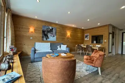 Image de Appartement moderne avec balcon, WiFi et cuisine équipée