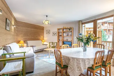 Image de Appartement spacieux avec wifi, parking, balcon Sud à 10 min des commodités