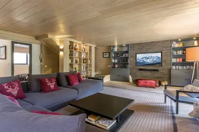 Image de Appartement de standing avec terrasse plein sud, centre Val d'Isère, proche pistes, 8 personnes