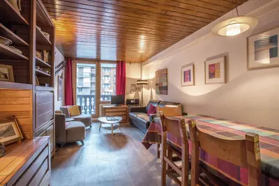 Image de Appartement 2 pièces avec balcon exposé sud, au cœur de Val-d'Isère et proche des pistes