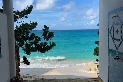 Image de Beautiful Oceanfront 1 bedroom Condo, Sapphire Beach resort