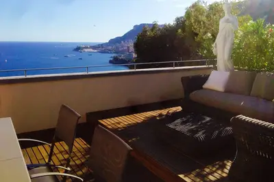 Image de Luxury apartment with swimming pool and breathtaking view of Monaco