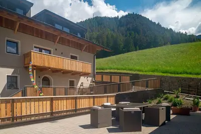 Image de Appartement \"Planerhof Lilie\" avec vue sur la montagne, terrasse commune et Wi-Fi