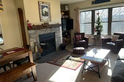 Image de 1st floor 2 Bedroom Ski in/Ski Out Condo at Okemo Winterplace