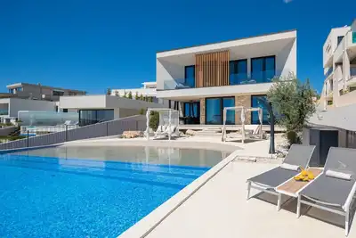 Image de Luxury Villa Siesta with Pool