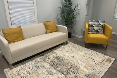 Image de Beautiful  Modern Apartment minutes away from Newark Airport