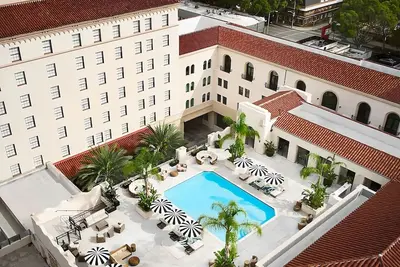 Image de Convenient Stay in California! Onsite Pool, Pets Allowed, Close to Arden lawn