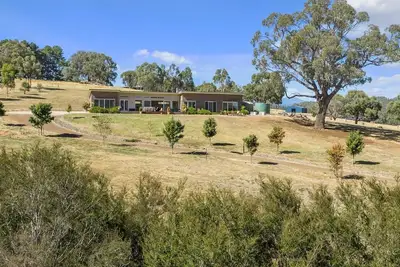 Image de Luxury home with valley views 5 minutes to the lake