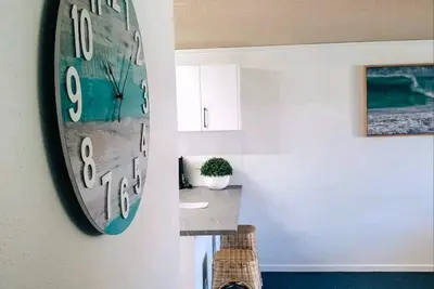 Image de Resort Style Living, a Stone Throw From The Beach!