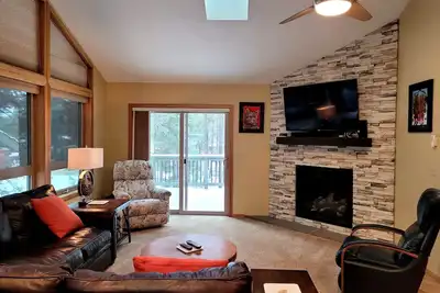 Mountain Getaway with A/C, Bbq & Ping Pong