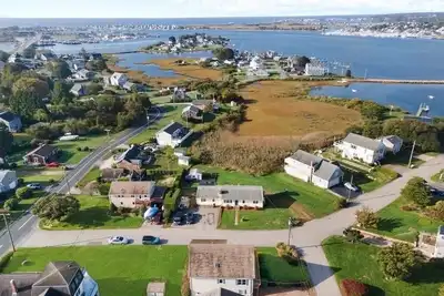 Image de Perfect Beach Getaway Home on Great Island (Narragansett, Ri)