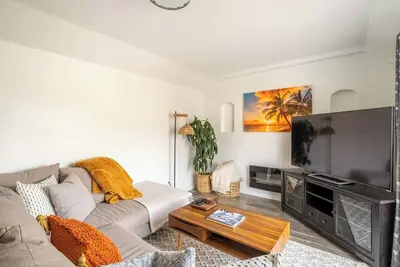 Image de Cozy 2 Bedroom Cottage with Bay View