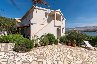 Image de Bel appartement à Pag avec WiFi