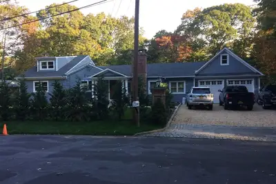 Image de House for rent in East Hampton near the beach with great neighbors