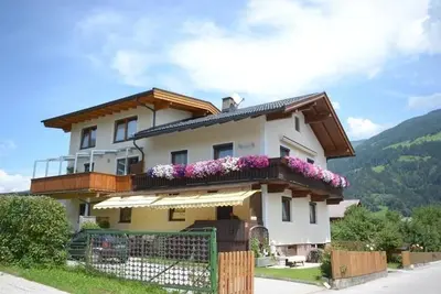 Image de Vacation home for 8 guests with 100m² in Uderns (173230)
