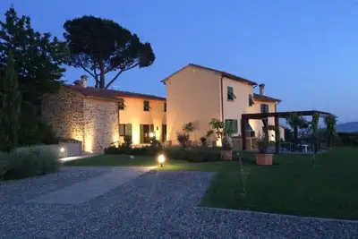 Farfalla di Toscana:  privacy, pool, amazing views