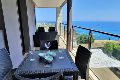 Charmant appartement avec terrasse à Llançà