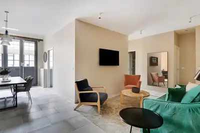Image de An atypical 2-Br/ 2ba near place de la Bastille