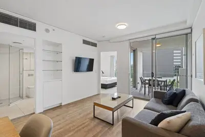 Image de Lovely 2- Bedroom Rental Unit with Free Parking!